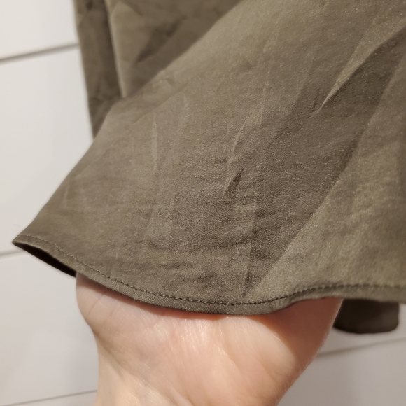 Cabi M tank top olive green oversized long shirt flowy lightweight sleeveless - Picture 7 of 16